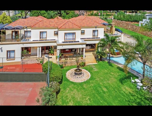 6 BEDROOM HOUSE FOR SALE IN NORTHCLIFF